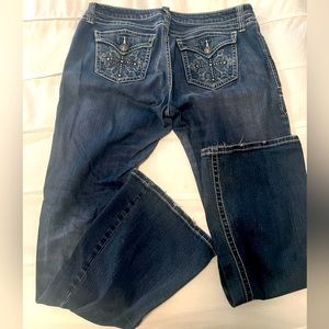 Wrangler Rock 47 low rise jeans size 11.  34” length